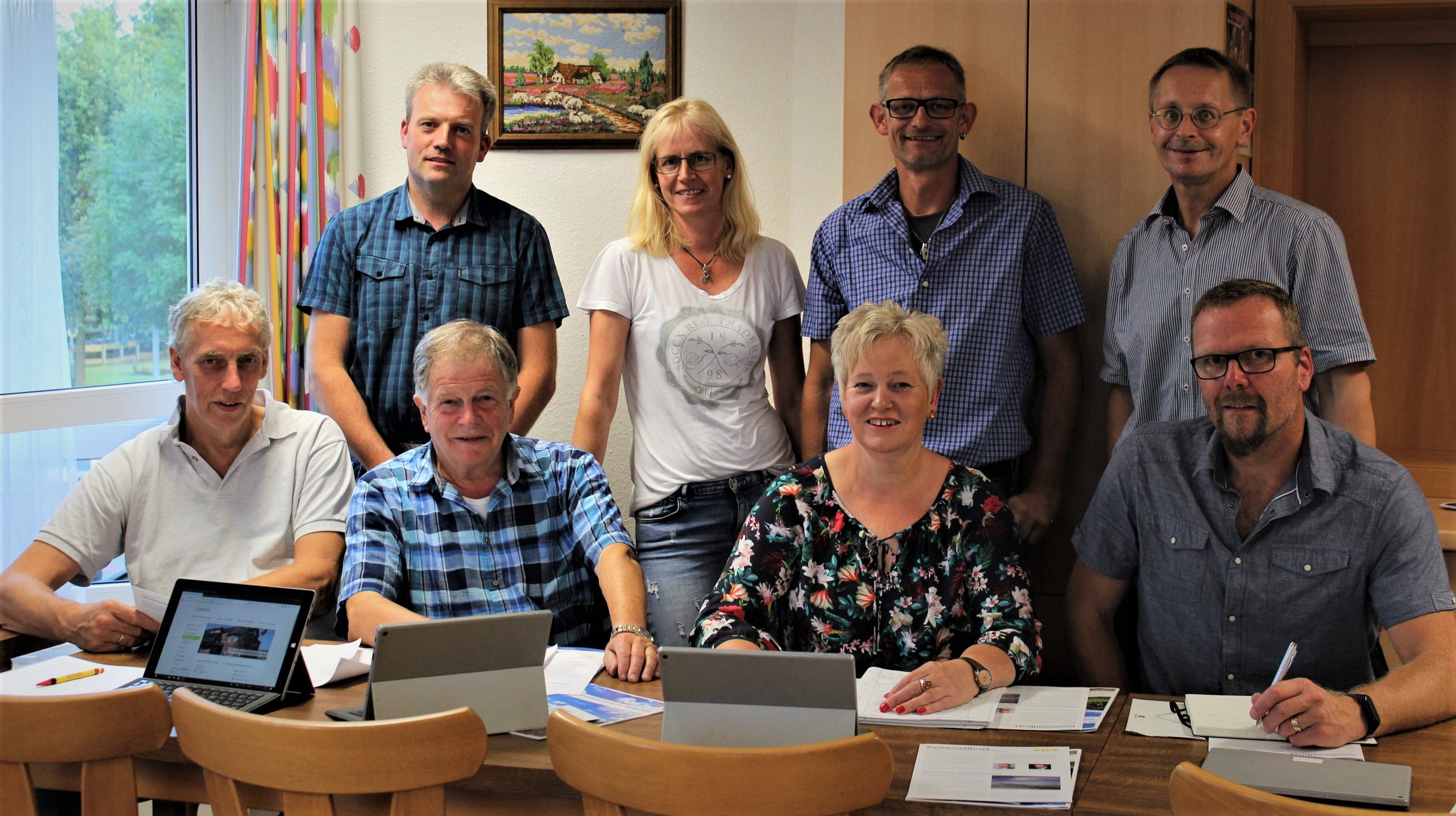 CDU Fraktion Gemeinderat Großheide s.v.l: Heirich Goldenstein, Erwin Erdmann, Kerstin Schleuder und Tjardo de Groot. stehend v.L.: Arno Oldewurtel, Sabine Graver, Gerald Gustavi und Manfred Dringenberg CDU Fraktion Gemeinderat Großheide s.v.l: Heirich Goldenstein, Erwin Erdmann, Kerstin Schleuder und Tjardo de Groot. stehend v.L.: Arno Oldewurtel, Sabine Graver, Gerald Gustavi und Manfred Dringenberg